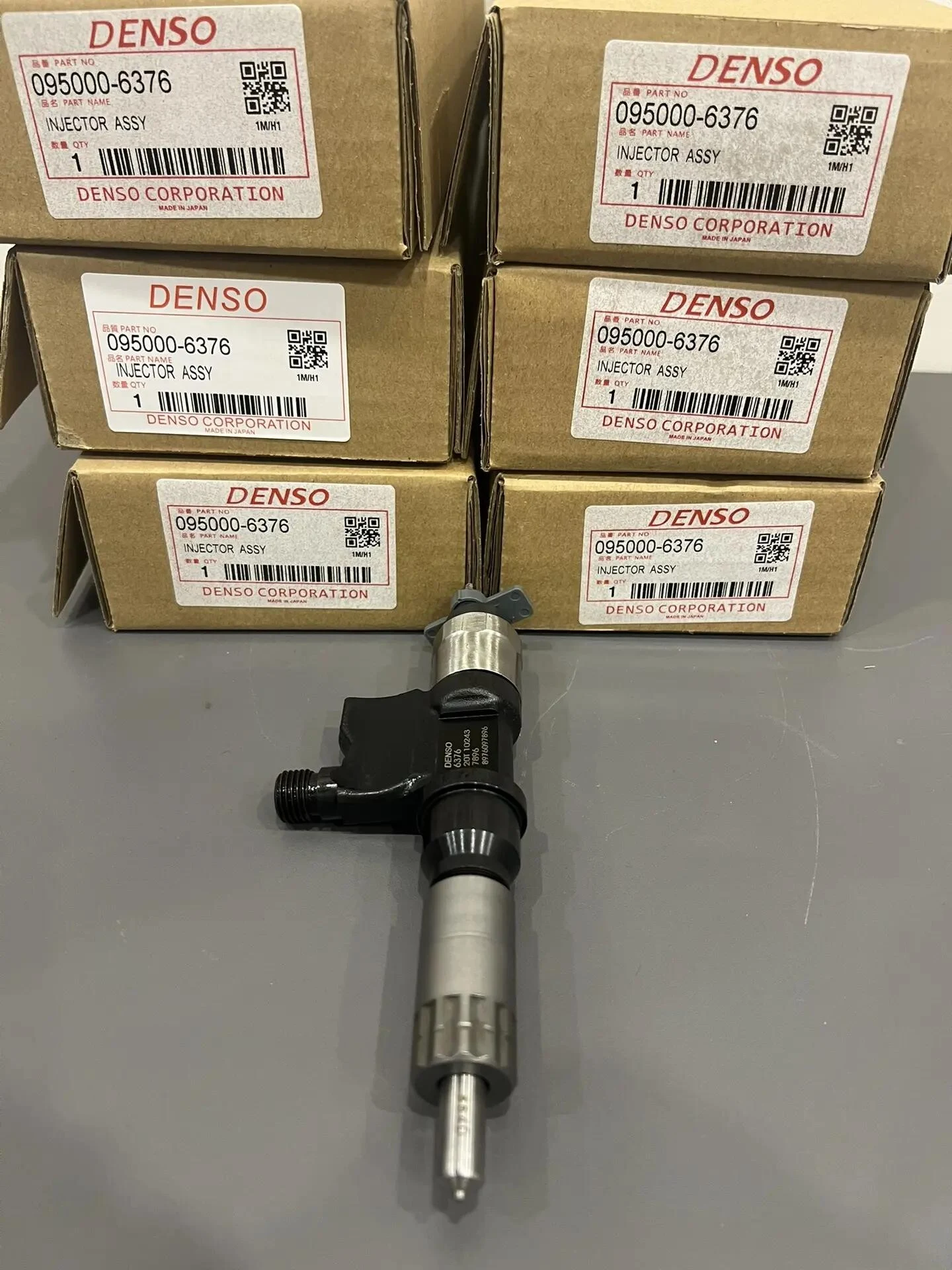 Форсунка топливная Denso, Isuzu 4HK1, 6HK1 (095000-6376)