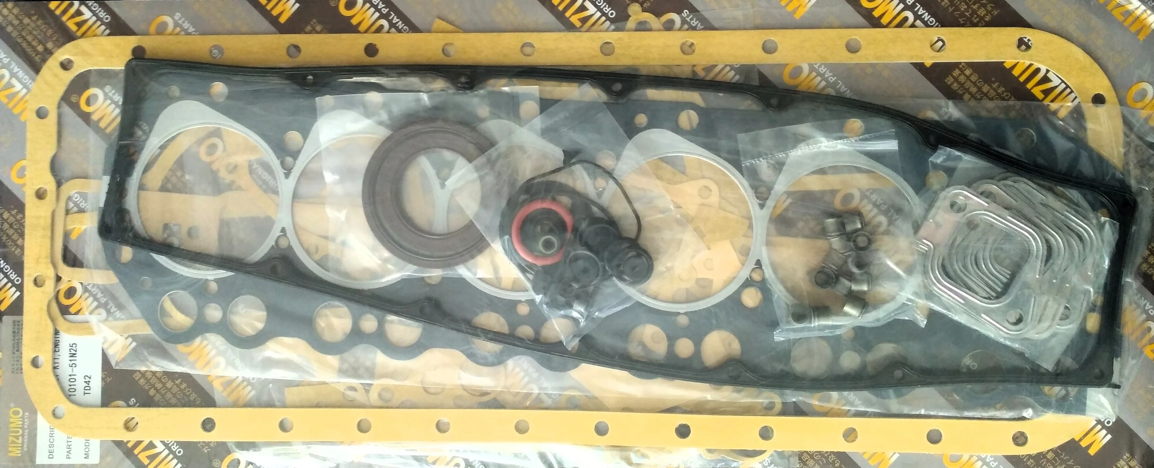 Ремкомплект двигателя Nissan TD42 (10101-51N25)