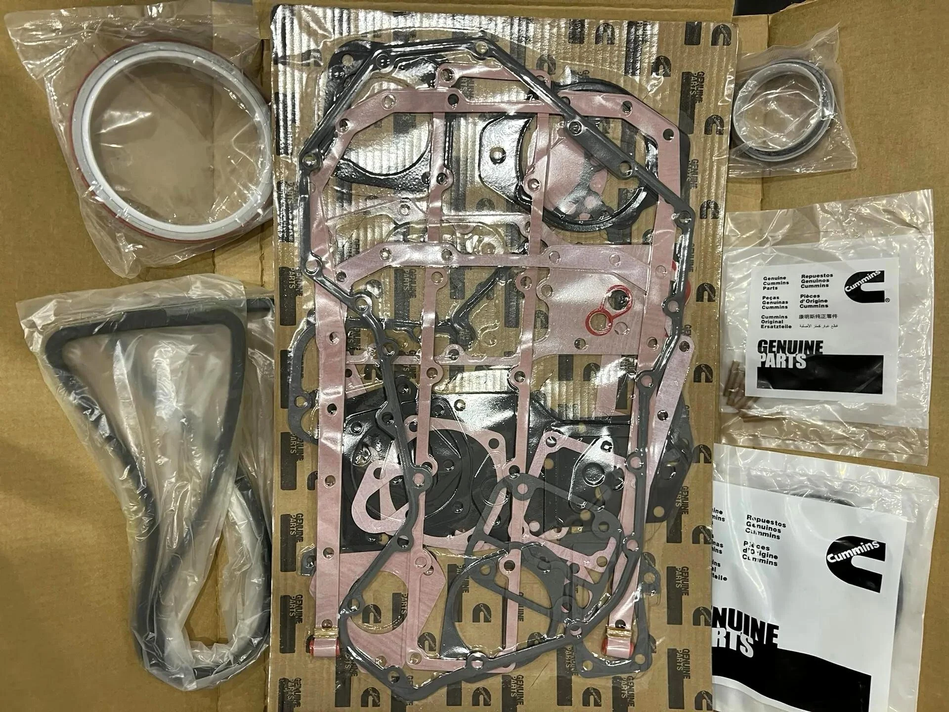 Ремкомплект ДВС Cummins 6BT5.9 3802376 (нижний)