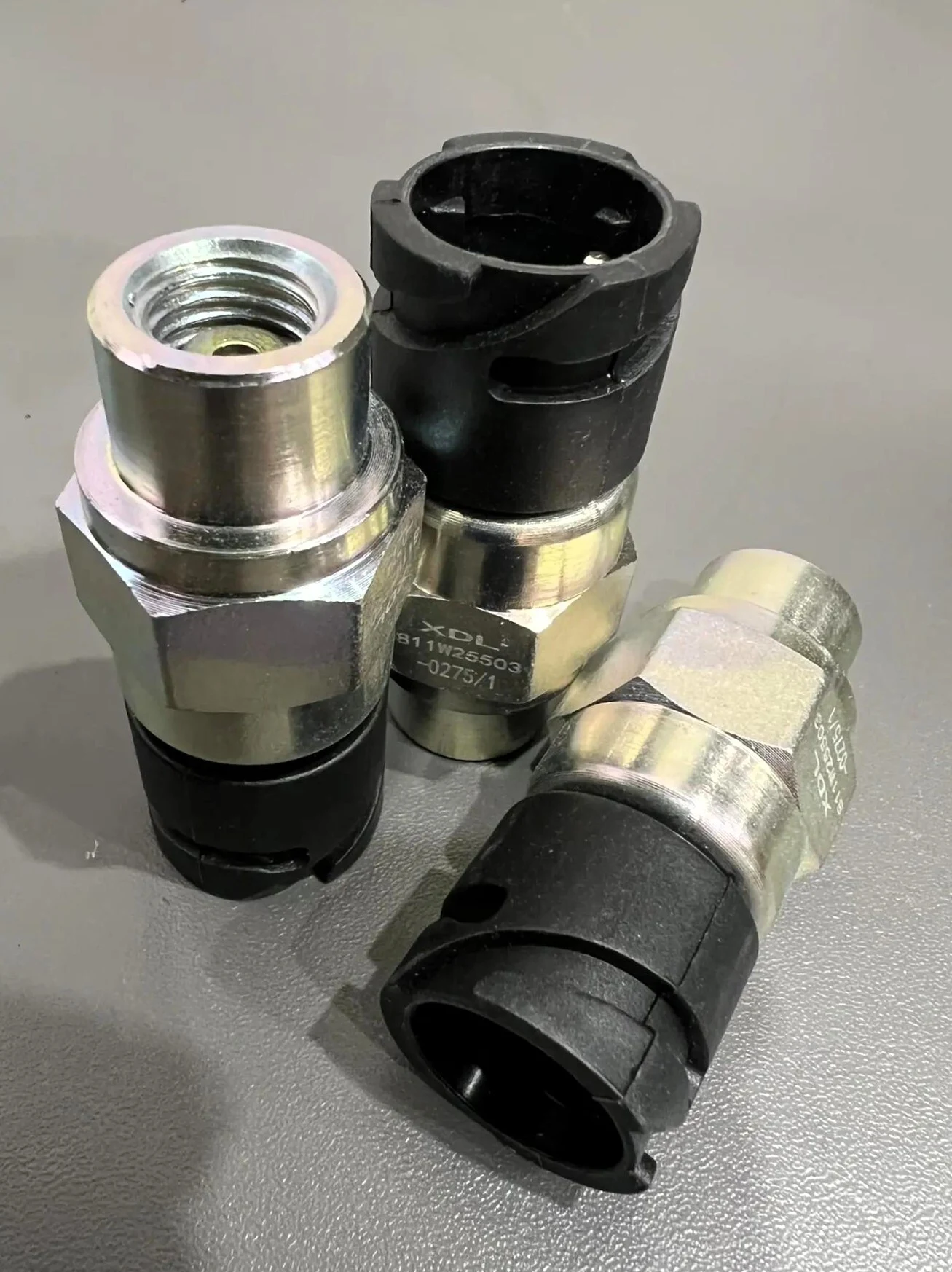 Датчик давления воздуха T5G/Sitrak (M12*1.5) - 811W25503-0275