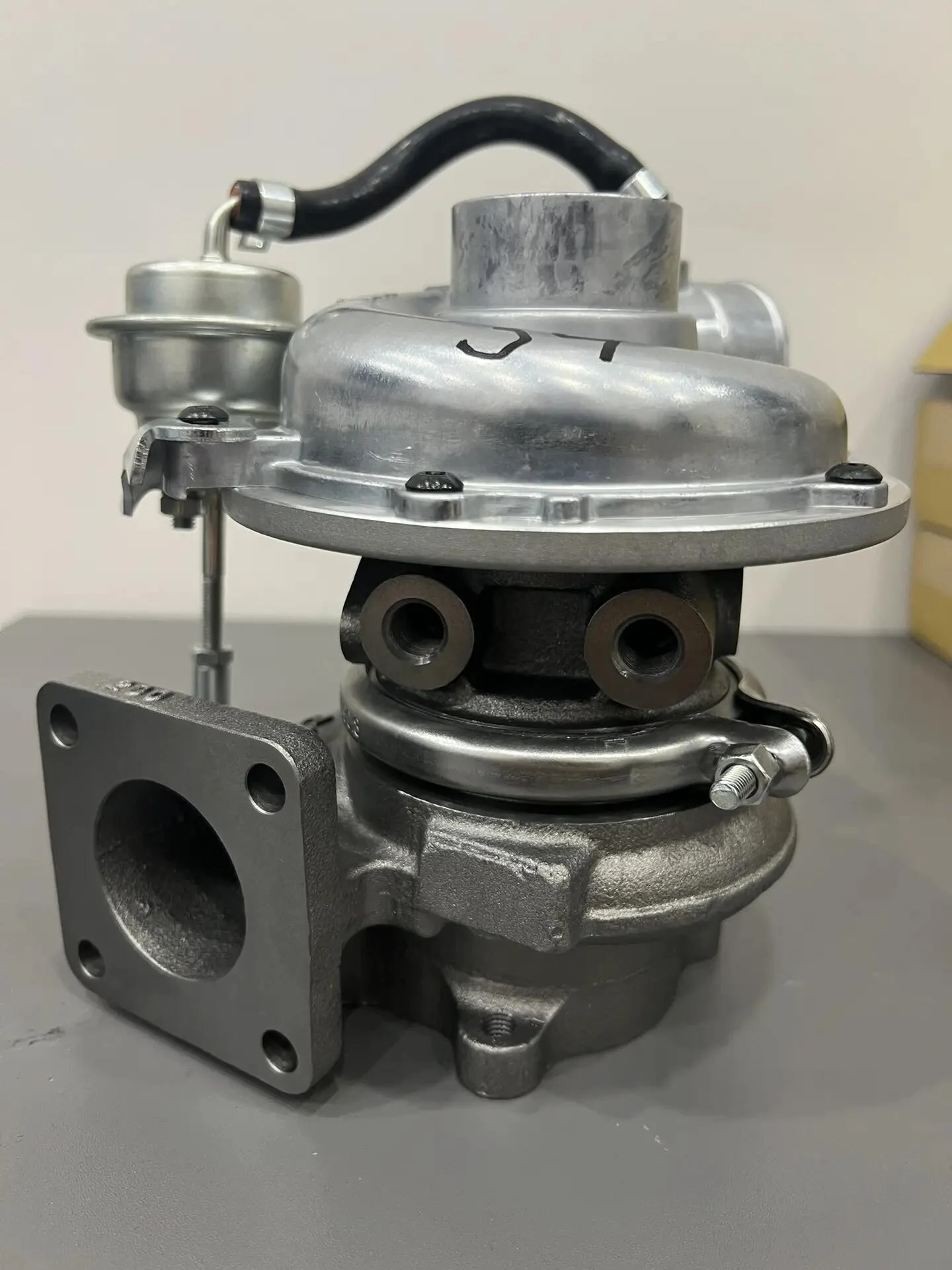 Турбина 8970385181 для Isuzu 4JG2