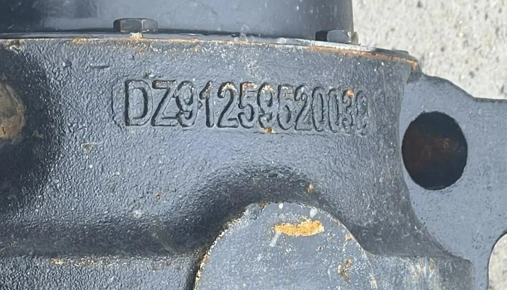 Букса балансира, SHAANXI, F3000, DZ91255920038, DZ91259520038 (4 стремянки)