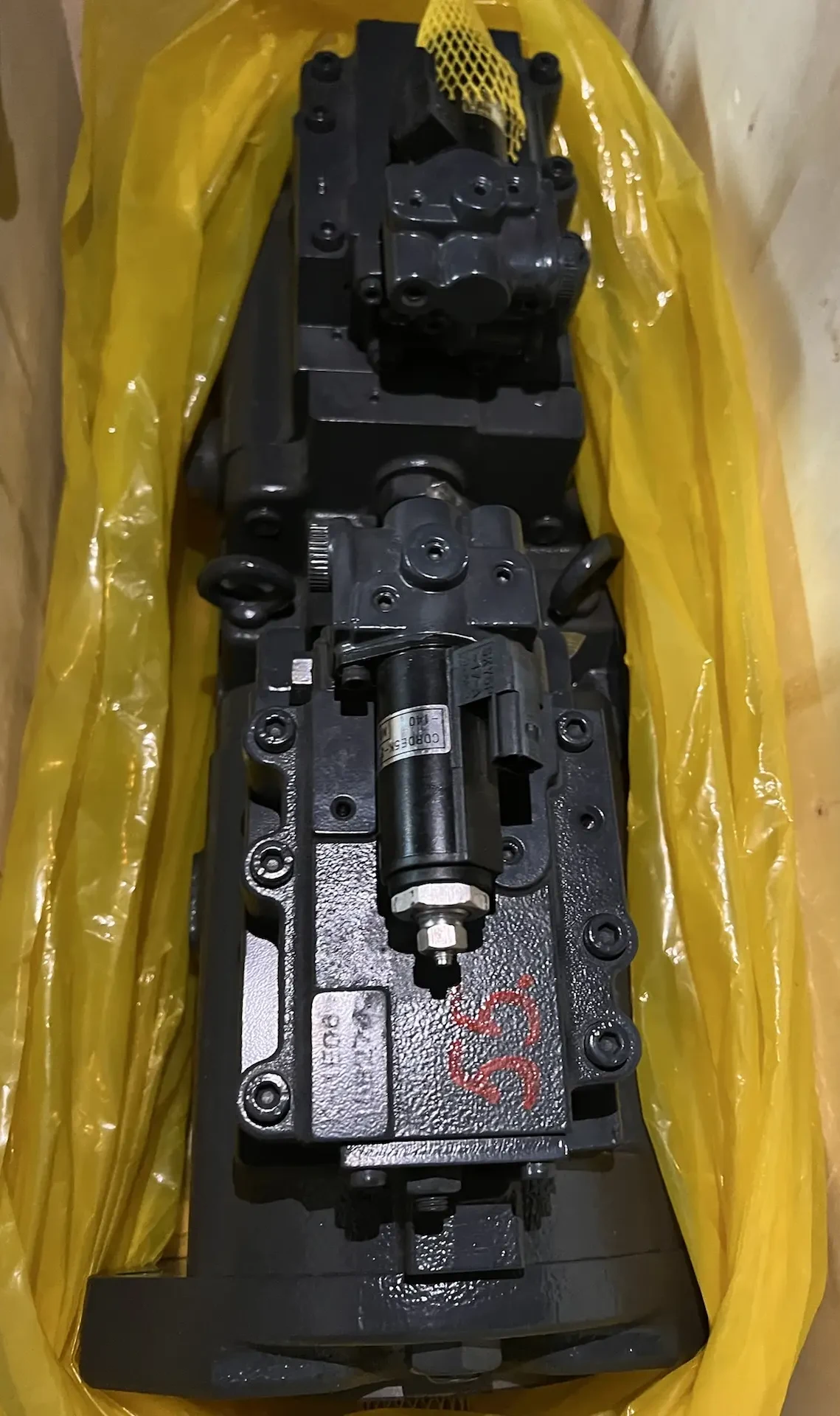 Гидронасос Kawasaki, Volvo EC300D. EC300E. PL3005D. PL3005E (K5V160DT-1E05-17T)